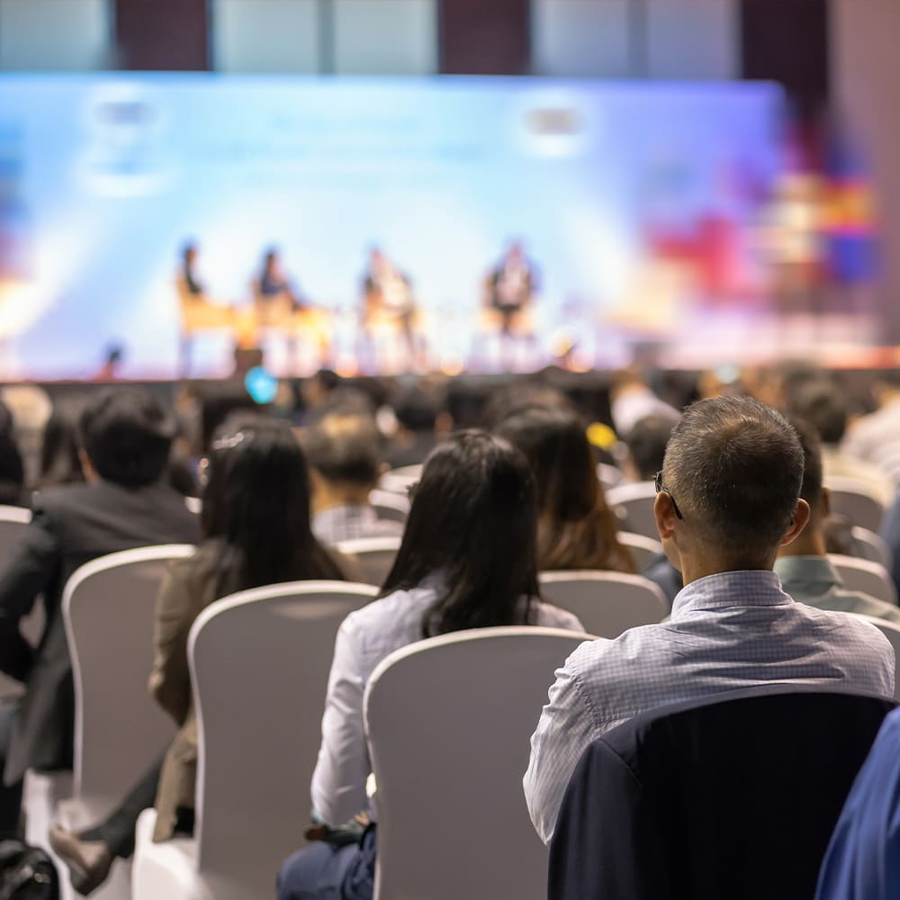 تنظيم المؤتمرات العلمية